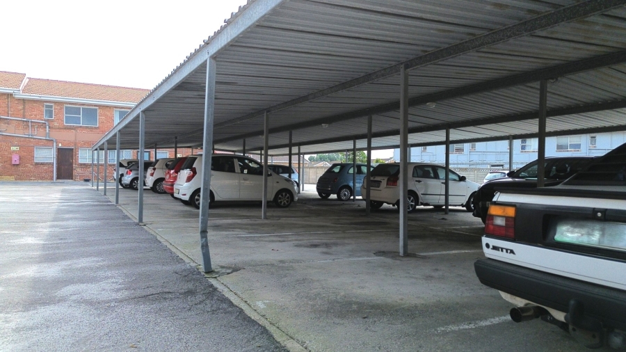 2 Bedroom Property for Sale in Kabega Park Eastern Cape